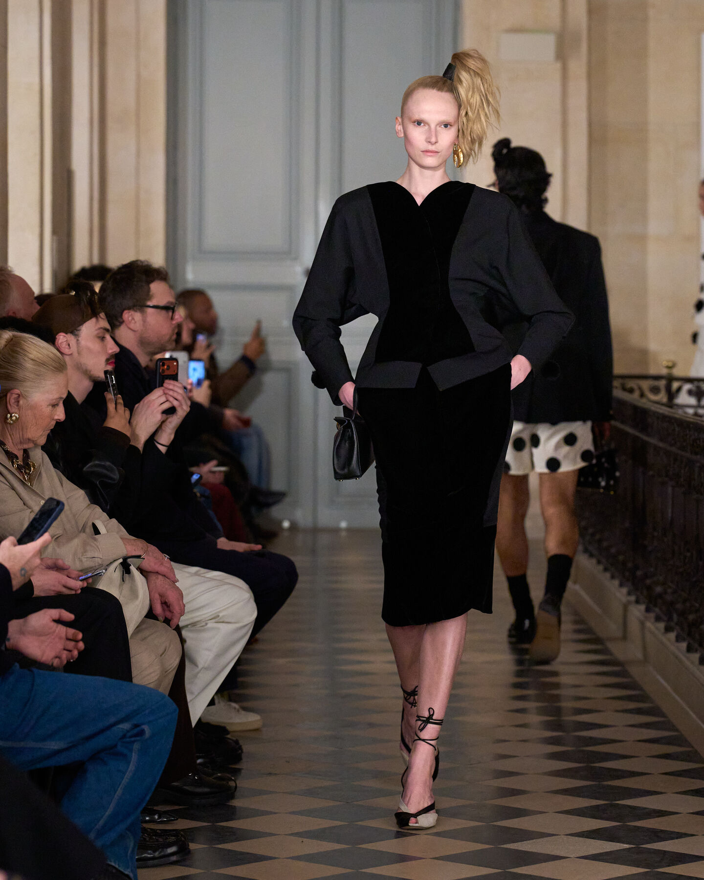 Look 45