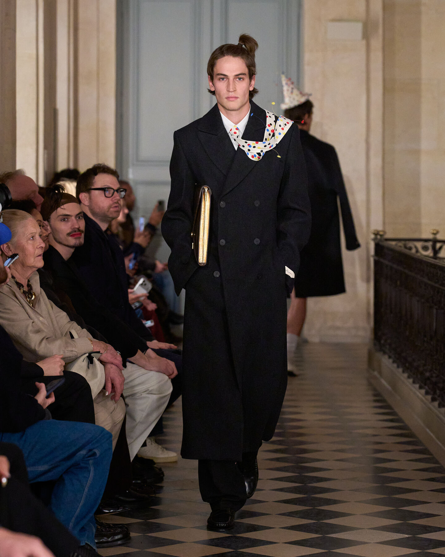 Look 61